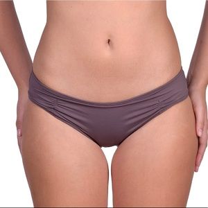 NWT O’neill Salt Water Solid Swim Bottom